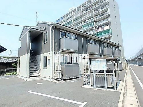 群馬県伊勢崎市中央町 賃貸アパート