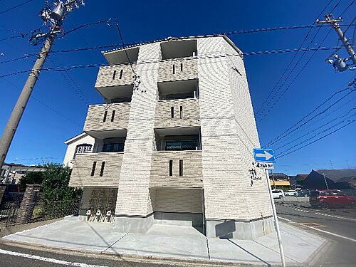 愛知県名古屋市中川区長良町５丁目 3階建 築1年9ヶ月