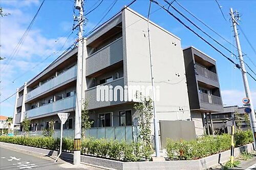 コンフォート平川 3階建