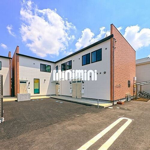 愛知県岩倉市大地町郷内 テラスハウス