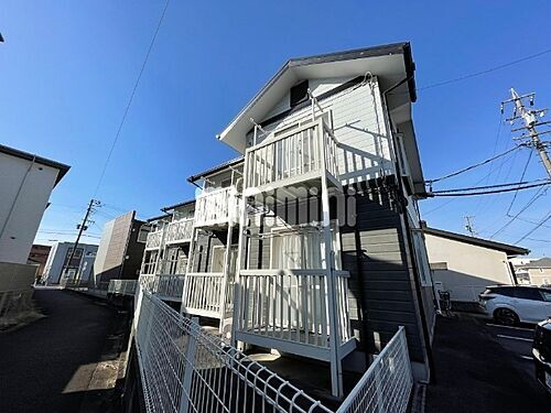 愛知県北名古屋市弥勒寺東４丁目 賃貸アパート