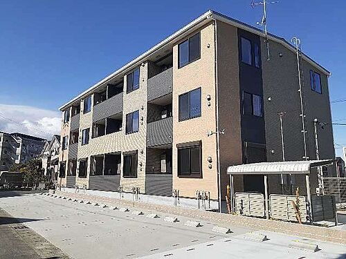 愛知県弥富市平島東３丁目 賃貸アパート