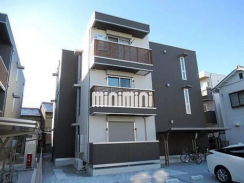 岐阜県岐阜市松鴻町２丁目 賃貸アパート