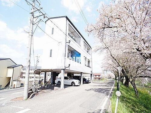 岐阜県各務原市那加前洞新町３丁目 賃貸マンション