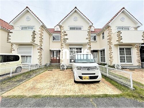 三重県四日市市本郷町 テラスハウス