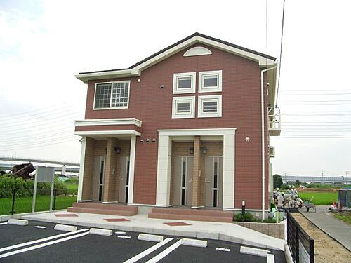 三重県三重郡川越町大字亀崎新田 賃貸アパート