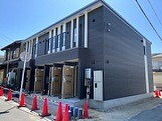 三重県四日市市南富田町 賃貸アパート