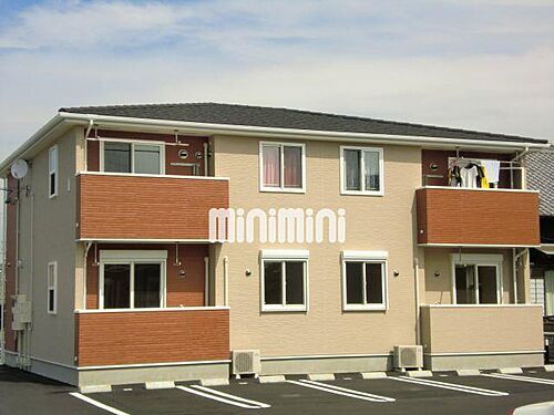 三重県鈴鹿市長太旭町６丁目 賃貸アパート