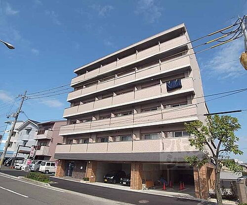 京都府京都市右京区太秦安井西沢町 6階建 築9年4ヶ月