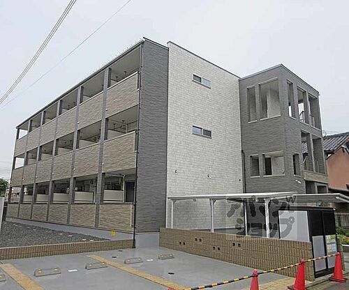 京都府京都市伏見区深草西浦町２丁目 3階建 築4年5ヶ月