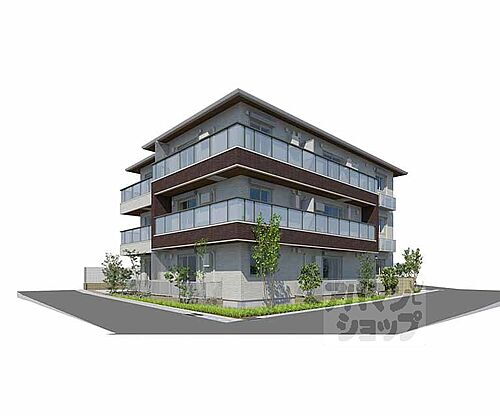 京都府京都市右京区龍安寺五反田町  3階建