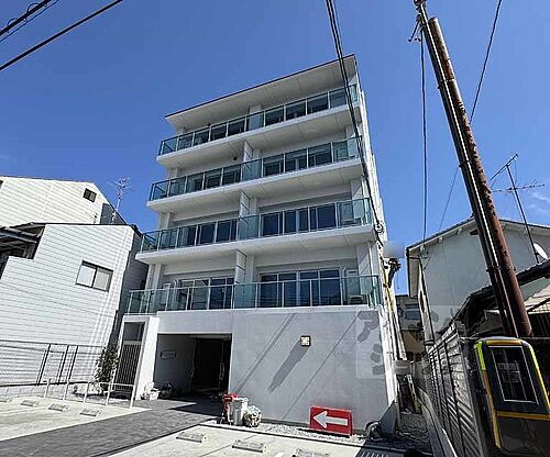 京都府京都市右京区太秦上刑部町 築1年未満 5階建