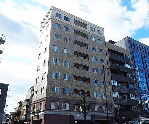 京都府京都市下京区柿本町 9階建 築18年9ヶ月