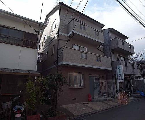 京都府京都市右京区花園春日町 3階建 築28年