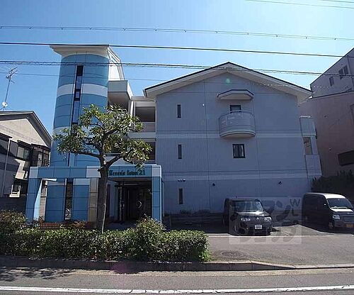 京都府京都市右京区太秦安井西沢町 3階建 築35年7ヶ月