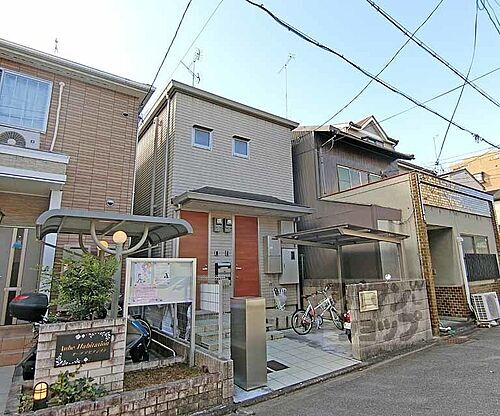 京都府京都市右京区西京極西大丸町 2階建 築14年3ヶ月