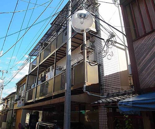 京都府京都市下京区西洞院通六条下る西側町 築36年10ヶ月 4階建