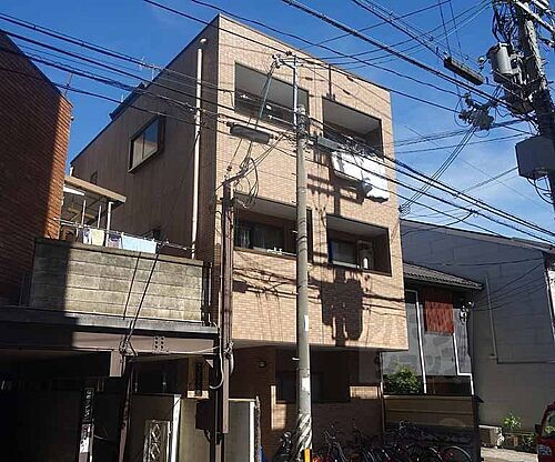京都府京都市下京区下平野町 築21年10ヶ月 3階建