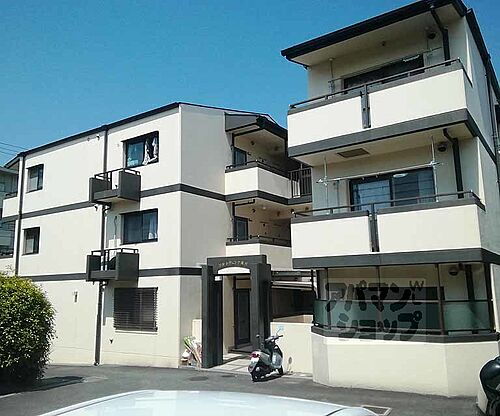 京都府京都市西京区大枝塚原町 築30年4ヶ月 3階建