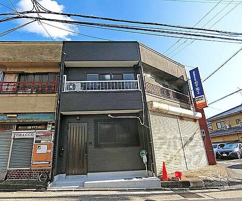 太秦乾町１３−１１貸家