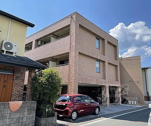 京都府京都市西京区桂畑ケ田町 築21年1ヶ月 3階建