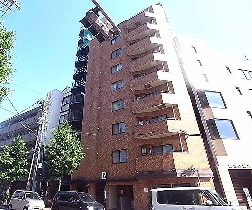 京都府京都市中京区西ノ京職司町 11階建 築40年