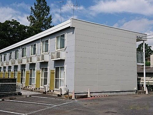 レオパレスシモツマ 2階建