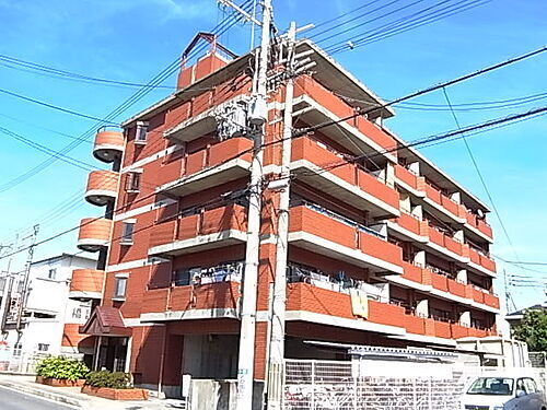 兵庫県明石市二見町東二見 6階建