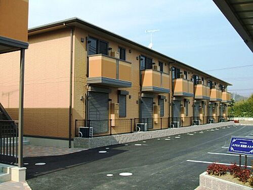 兵庫県姫路市苫編 2階建 築18年8ヶ月