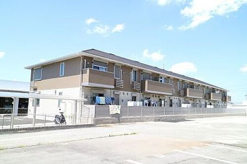 兵庫県三木市別所町小林 2階建 築8年9ヶ月