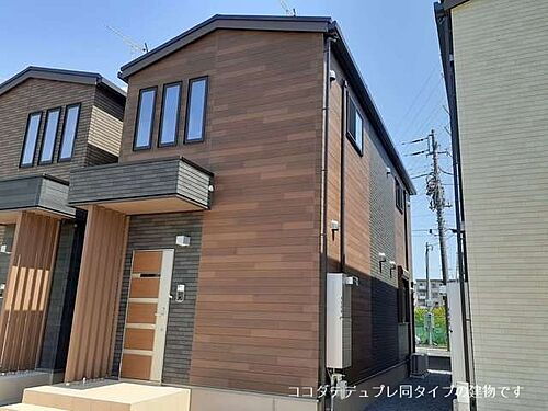 兵庫県加東市下滝野４丁目 2階建 