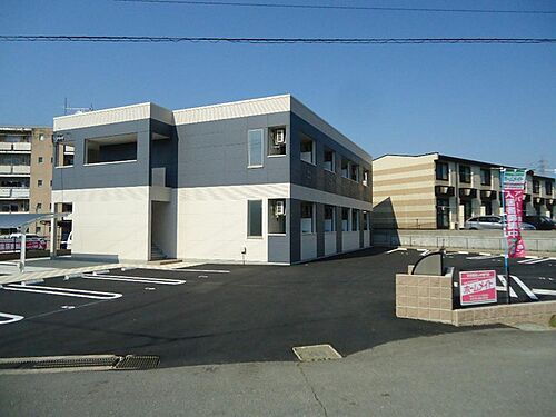 兵庫県加西市北条町北条 2階建 築6年3ヶ月
