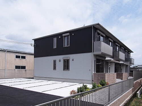 兵庫県加東市上中 2階建 築9年