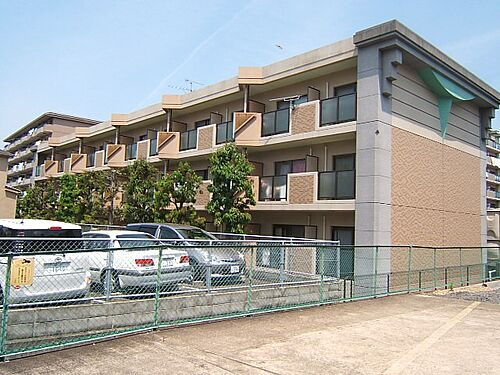 京都府宇治市木幡西浦 3階建 築29年10ヶ月