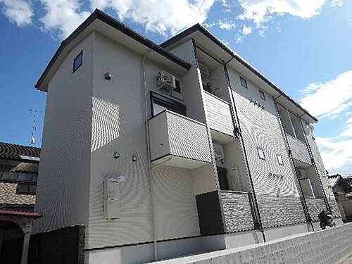 京都府京都市伏見区深草大亀谷西寺町 築4年2ヶ月 2階建