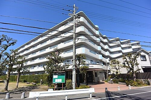 大阪府枚方市上島町 賃貸マンション