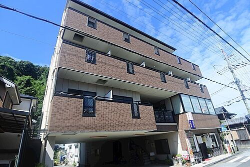 京都府八幡市八幡山本 賃貸マンション