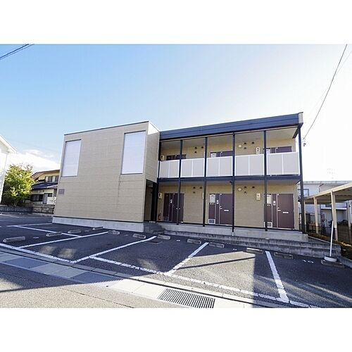 レオパレス　フォレスト