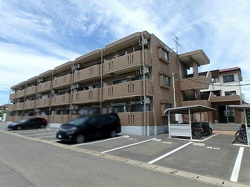 栃木県小山市駅南町３丁目 3階建