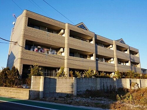 栃木県小山市大字粟宮 3階建