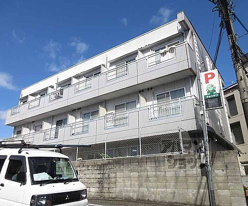 京都府京都市山科区御陵鴨戸町 3階建 築27年5ヶ月