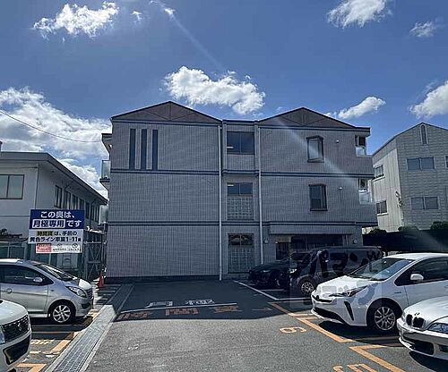 京都府長岡京市友岡３丁目 築31年8ヶ月 3階建