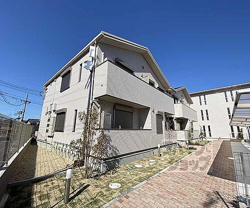 京都府向日市寺戸町西野 3階建 築4年9ヶ月