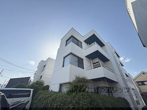 京都府京都市西京区牛ケ瀬林ノ本町 築42年8ヶ月 4階建