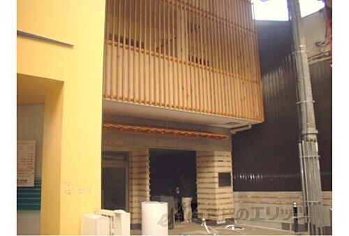 京都府京都市中京区壬生馬場町 築17年9ヶ月 8階建