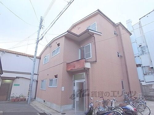 京都府京都市伏見区深草キトロ町 賃貸アパート
