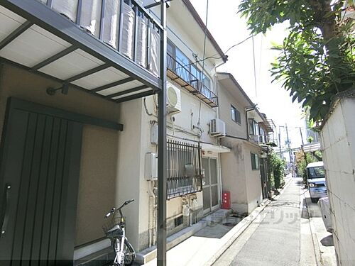 京都府京都市中京区西ノ京御輿岡町 賃貸アパート