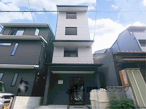 京都府京都市上京区下長者町通土屋町西入二本松町 4階建 築5年3ヶ月