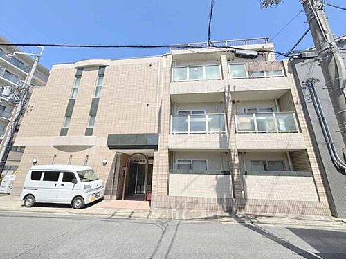 京都府京都市右京区西院春栄町 築34年10ヶ月 3階建