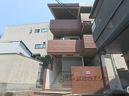 京都府京都市右京区太秦桂ケ原町 築41年9ヶ月 3階建